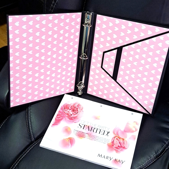 Mary Kay binder for  sellers - Picture 2 of 4